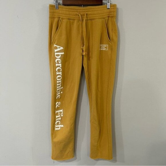 Abercrombie & Fitch Set Yellow Crewneck Sweatshirt Sweatpant Set Size Small - Picture 5 of 10